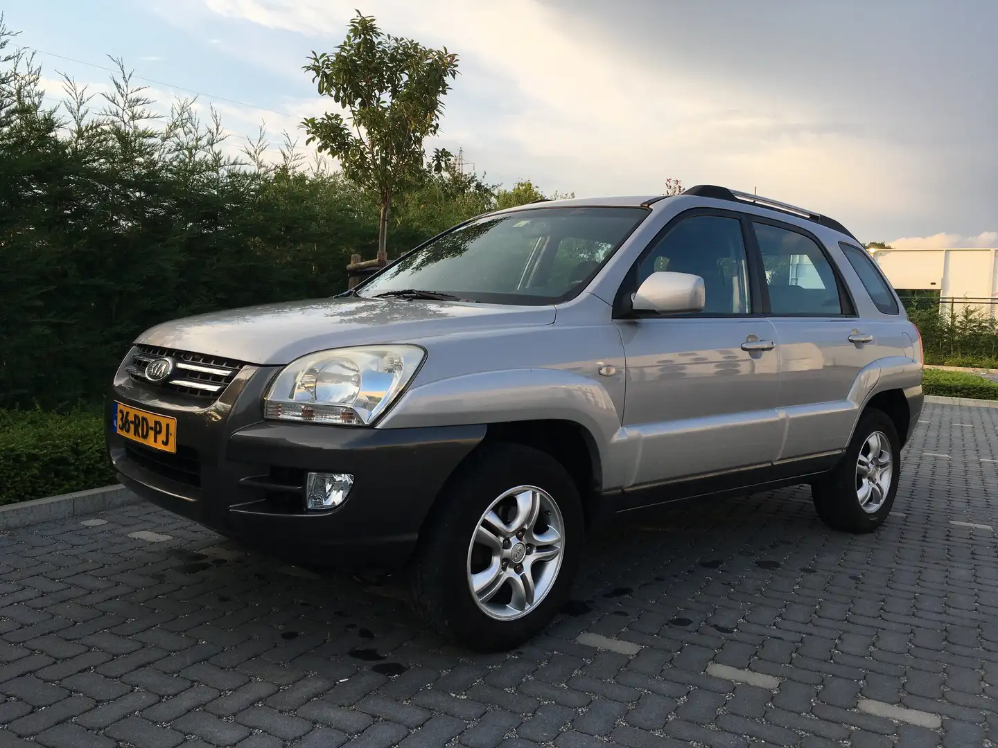 Kia Sportage (NL) perfecte KIA Sportage 2.0 2WD LX Zilver - 1