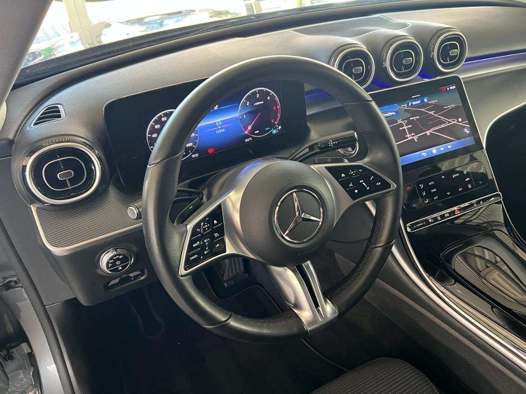 Mercedes-Benz C 220