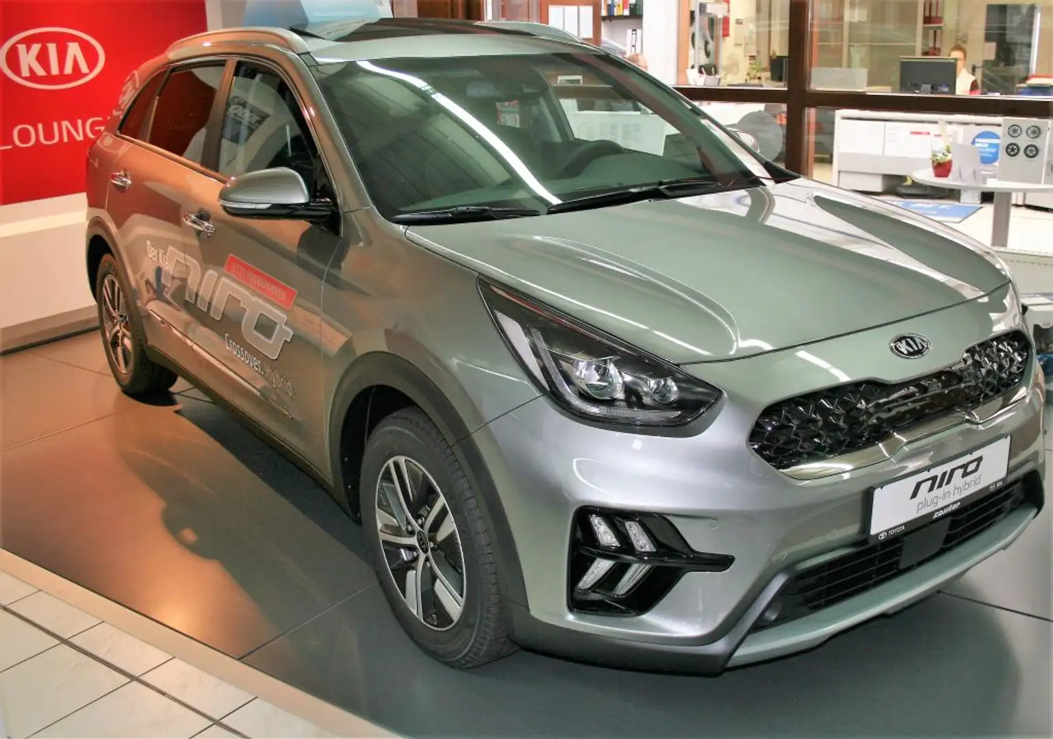 Kia Niro 1.6 GDI PHEV 2WD OPF Aut. Spirit Gris - 2