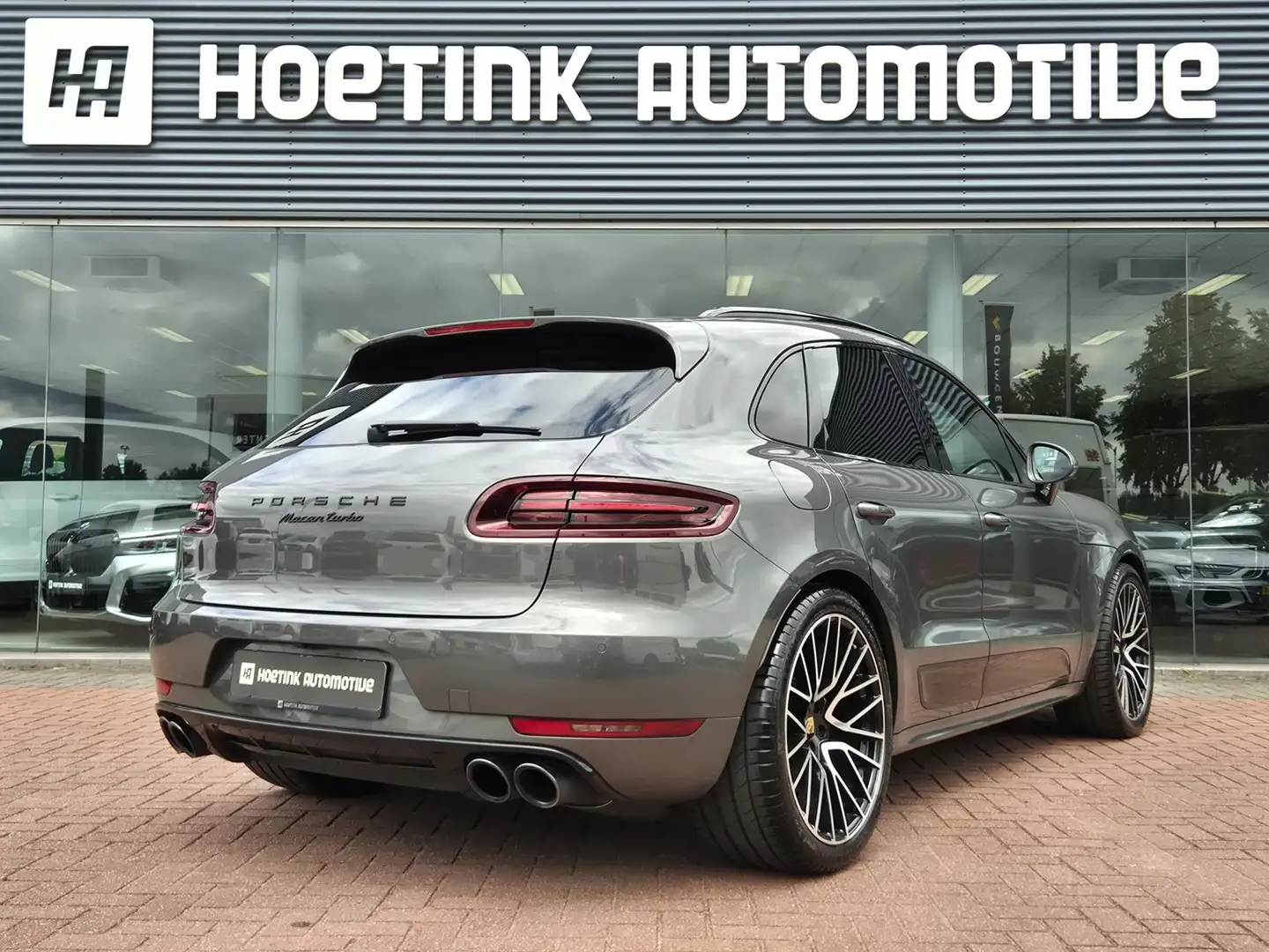 Porsche Macan 3.6 Turbo Performance Package | 530PK | RVS uitlaa Grau - 2