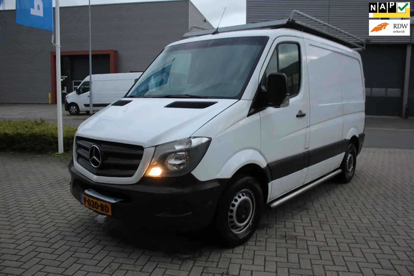 Mercedes-Benz Sprinter 211 2.2 CDI 325 DC Blanc - 1