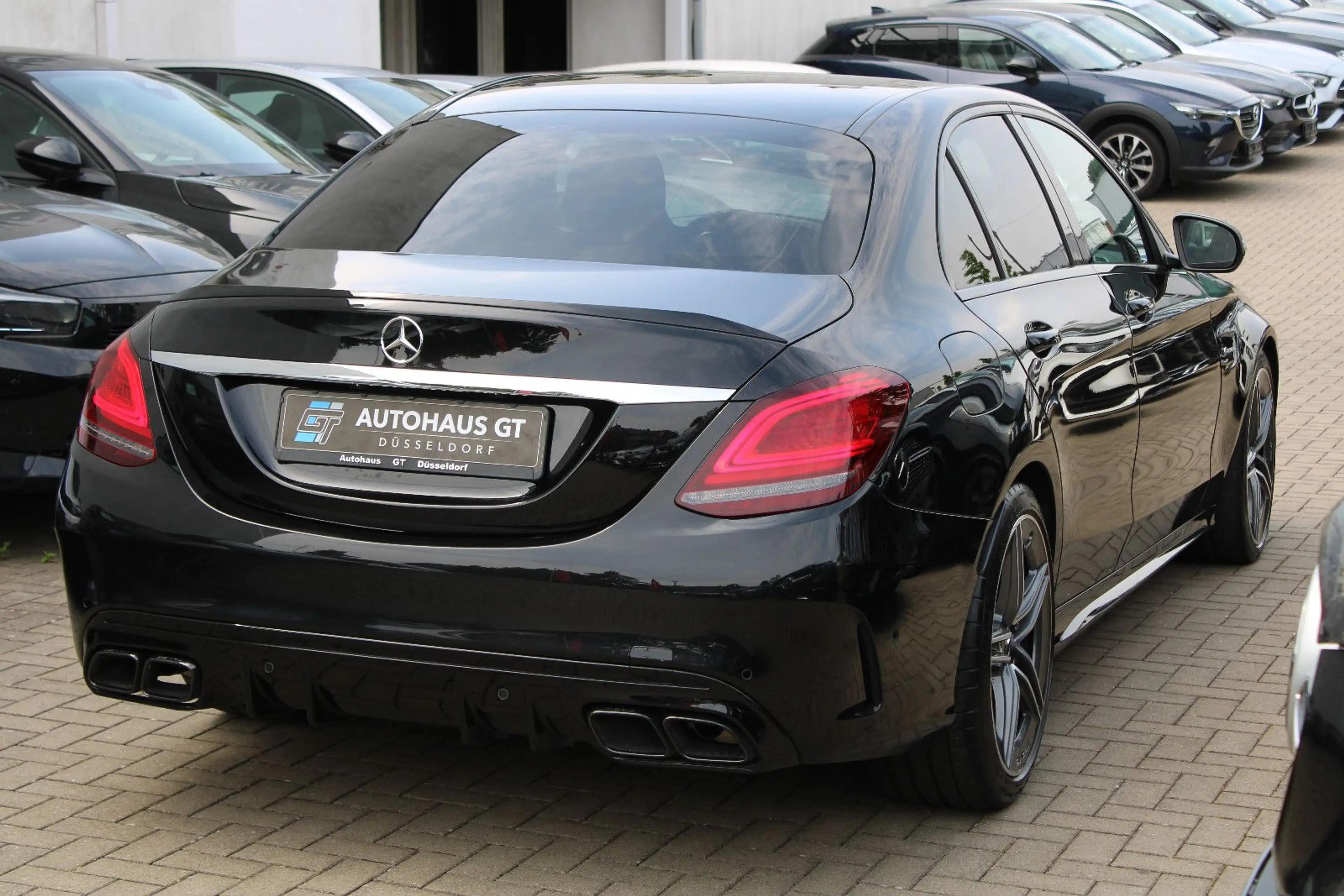Mercedes-Benz C 63 AMG /1.Hand/Pano/Kamera/Navi/Klima/Leder — photo 7