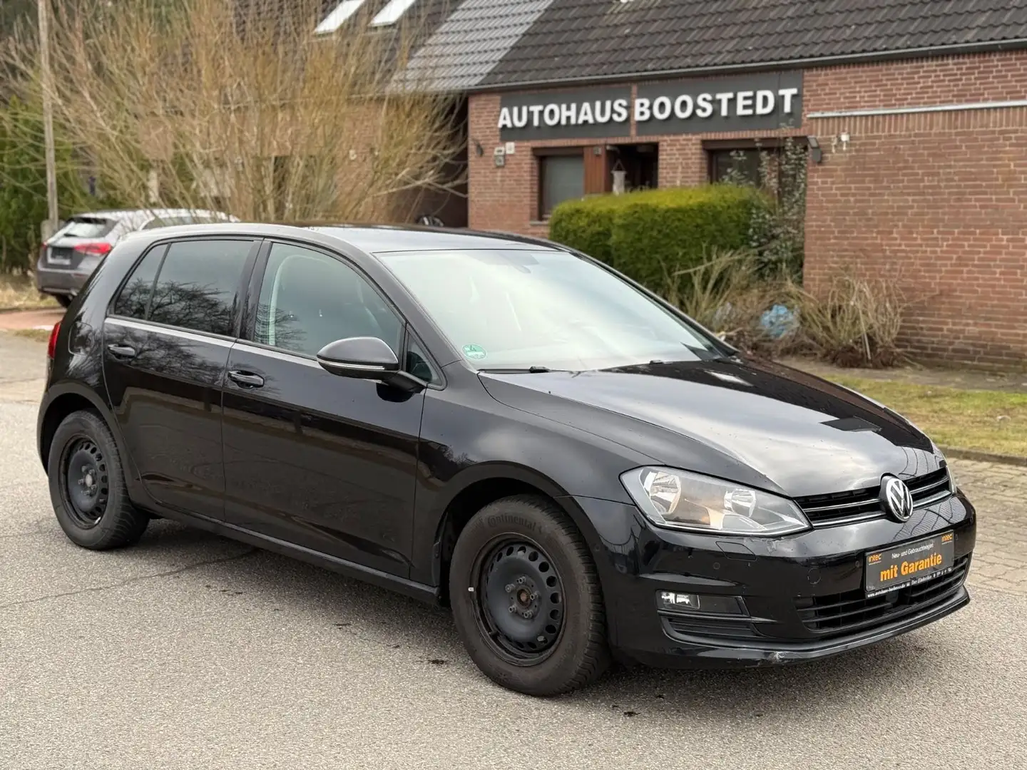 Volkswagen Golf VII Lim. Comfortline BMT *AHK*PDC*1.HAND* Schwarz - 1