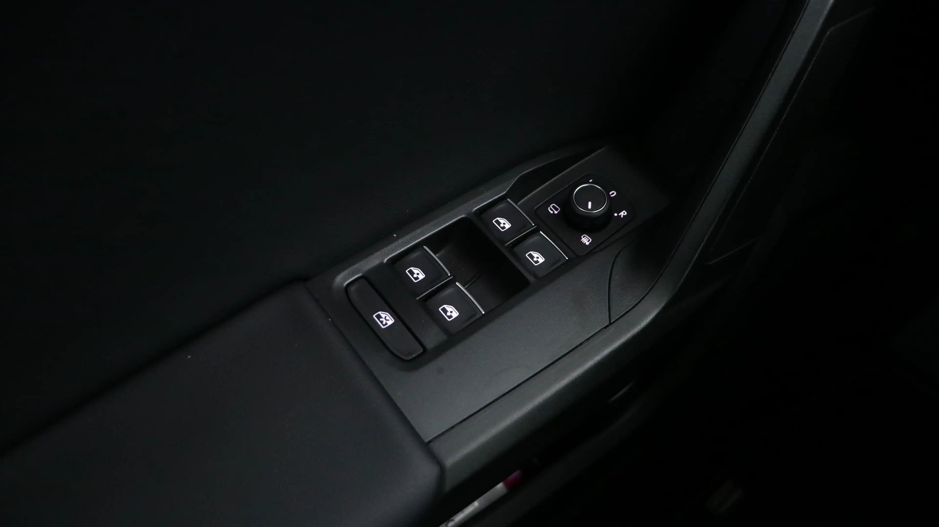 SEAT Leon e-Hybrid Sportstourer 1.4 TSI eHybrid PHEV 204pk FR Busines — photo 14