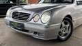 Mercedes-Benz E 200 E -Klasse Lim.E200*Automatik*Tempo*Pdc*Ahk*Xenon Silber - thumbnail 10