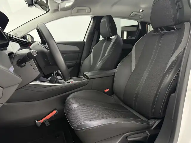 Peugeot 308 view 15