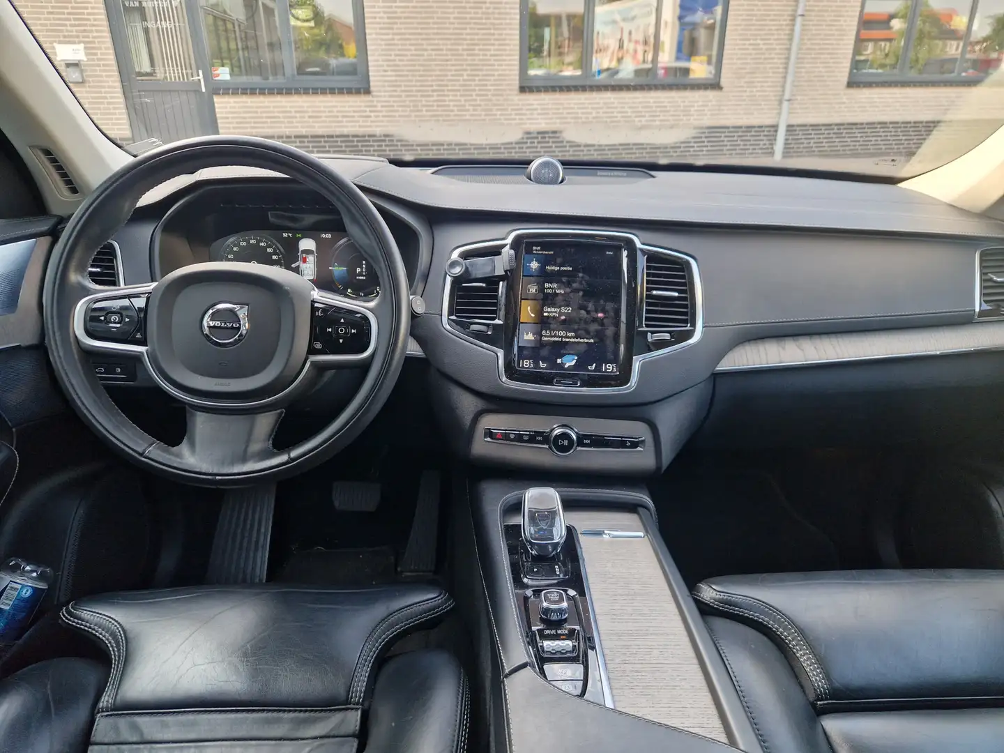 Volvo XC90 2.0 T8 Twin Engine AWD Inscription Intro Edition L Zwart - 2