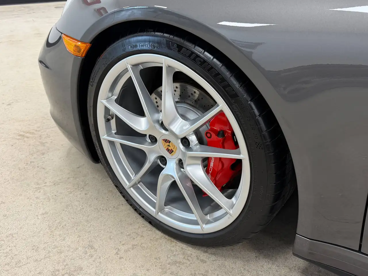 Porsche 911 снимка Porsche 911