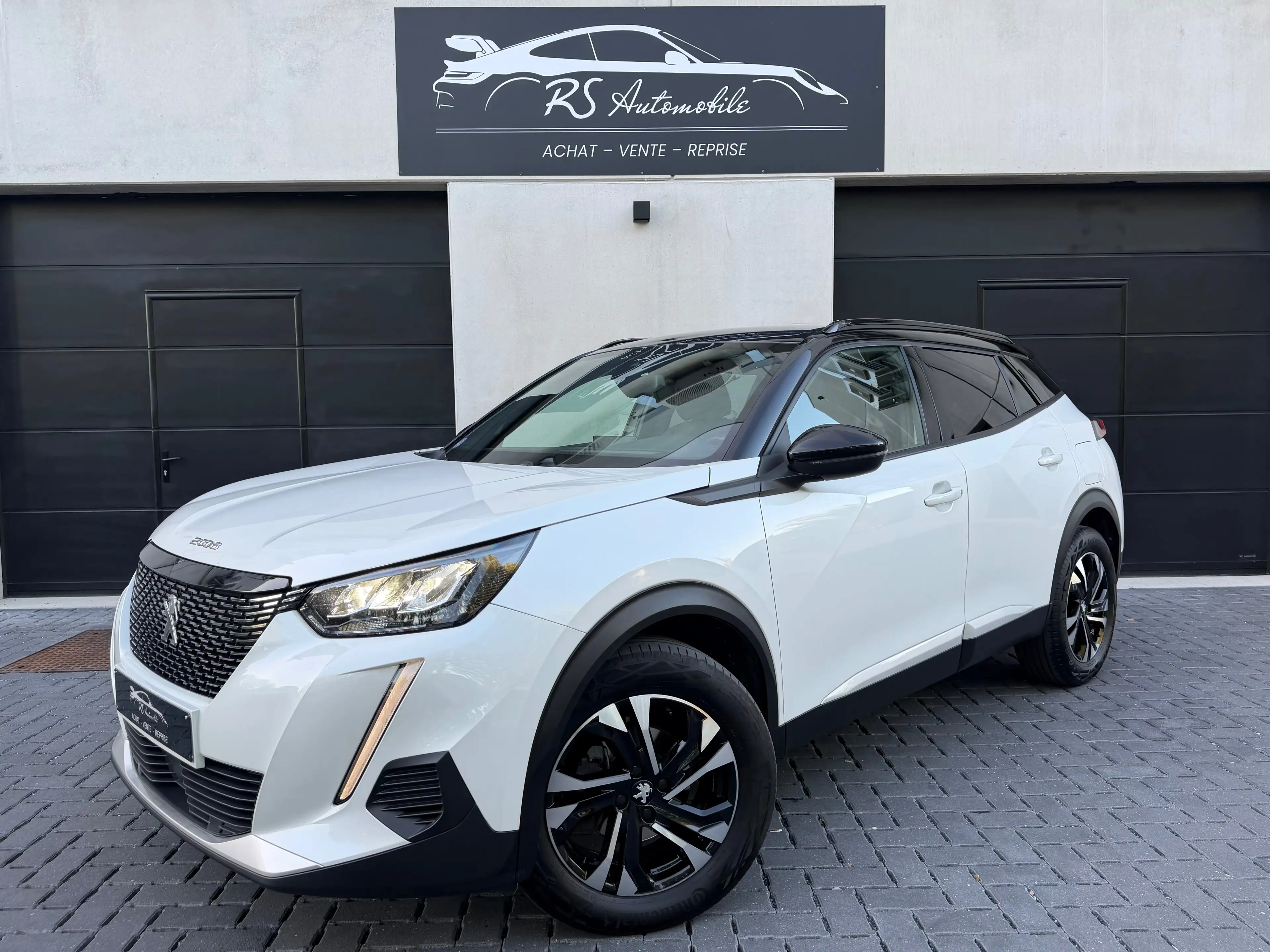 Peugeot 2008 1.2 Allure BOÎTE AUTO/GPS/CAMÉRA/CLIM — photo 3