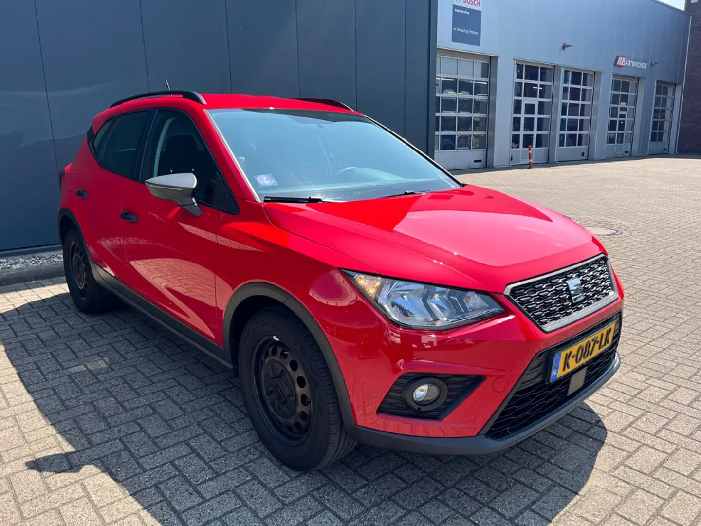 SEAT Arona 1.0 TSI 95pk Reference Rood - 2
