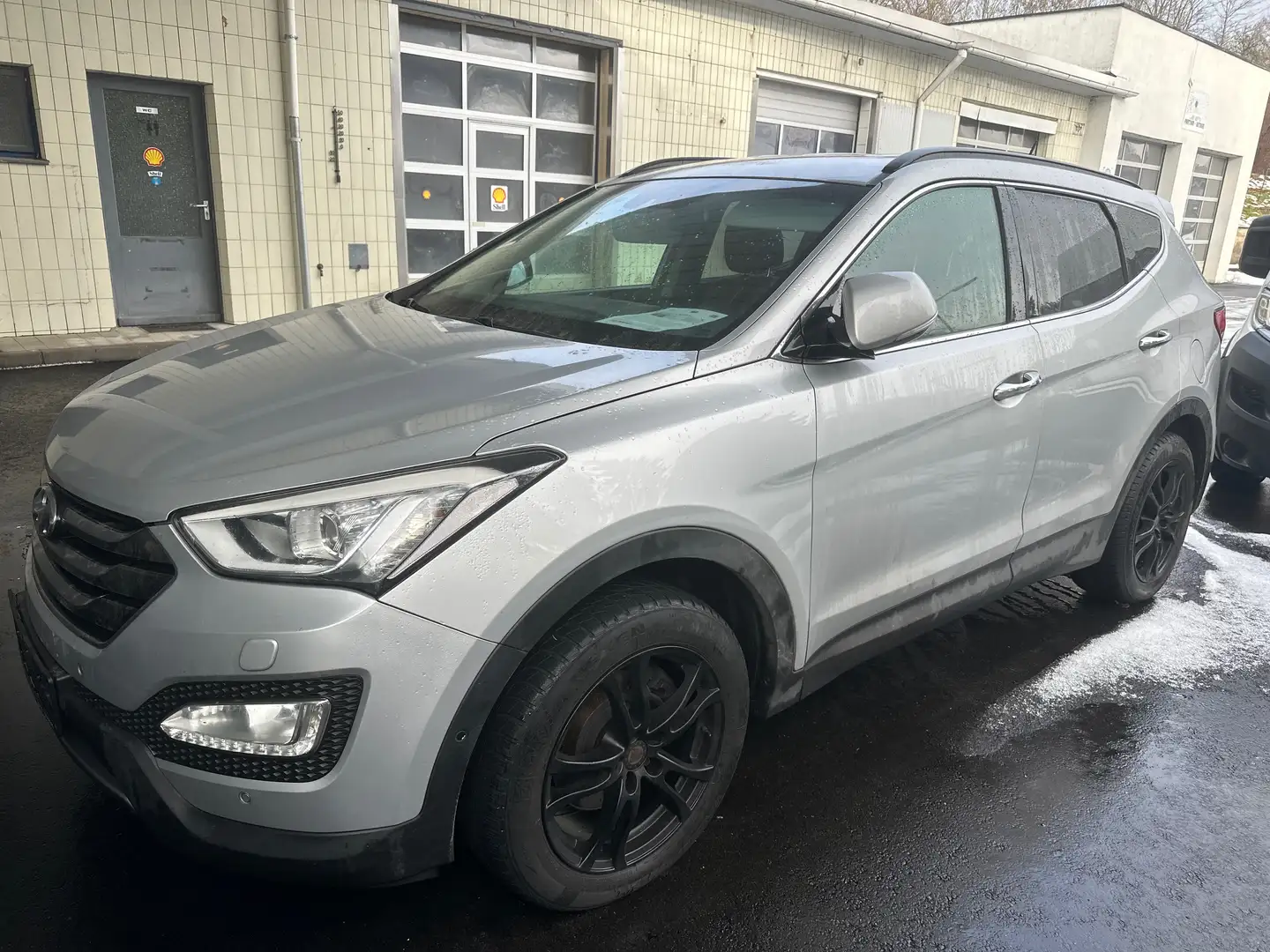 Hyundai SANTA FE Santa Fe Diesel 2.2 CRDI 4WD Automatik Premium Silber - 1