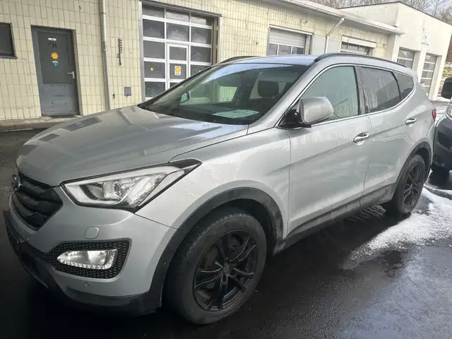 Hyundai SANTA FE Santa Fe Diesel 2.2 CRDI 4WD Automatik Premium