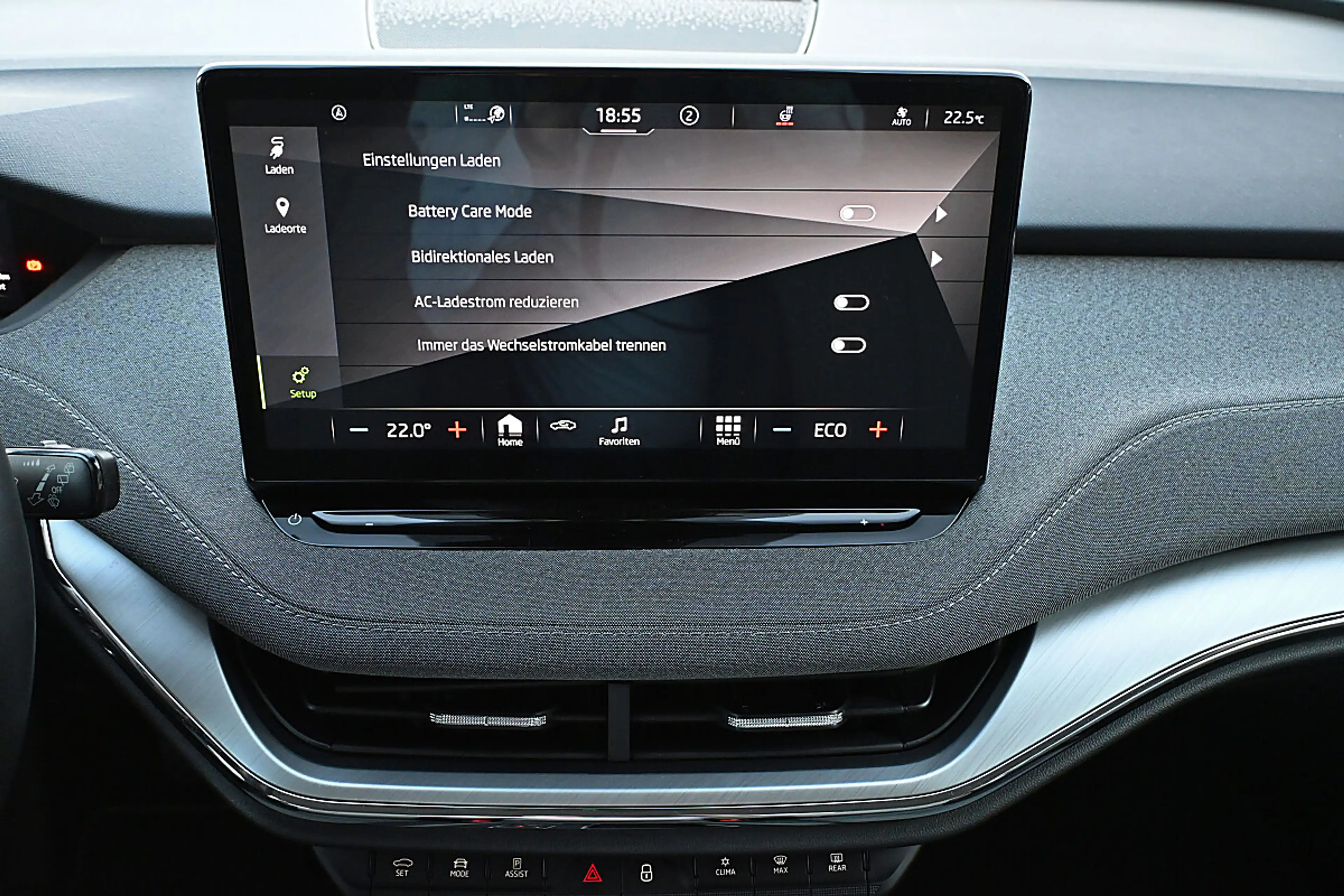 Skoda Enyaq iV 80 82kWh ACC, LED, Navi, Sportfahrwerk, Kame... — photo 14