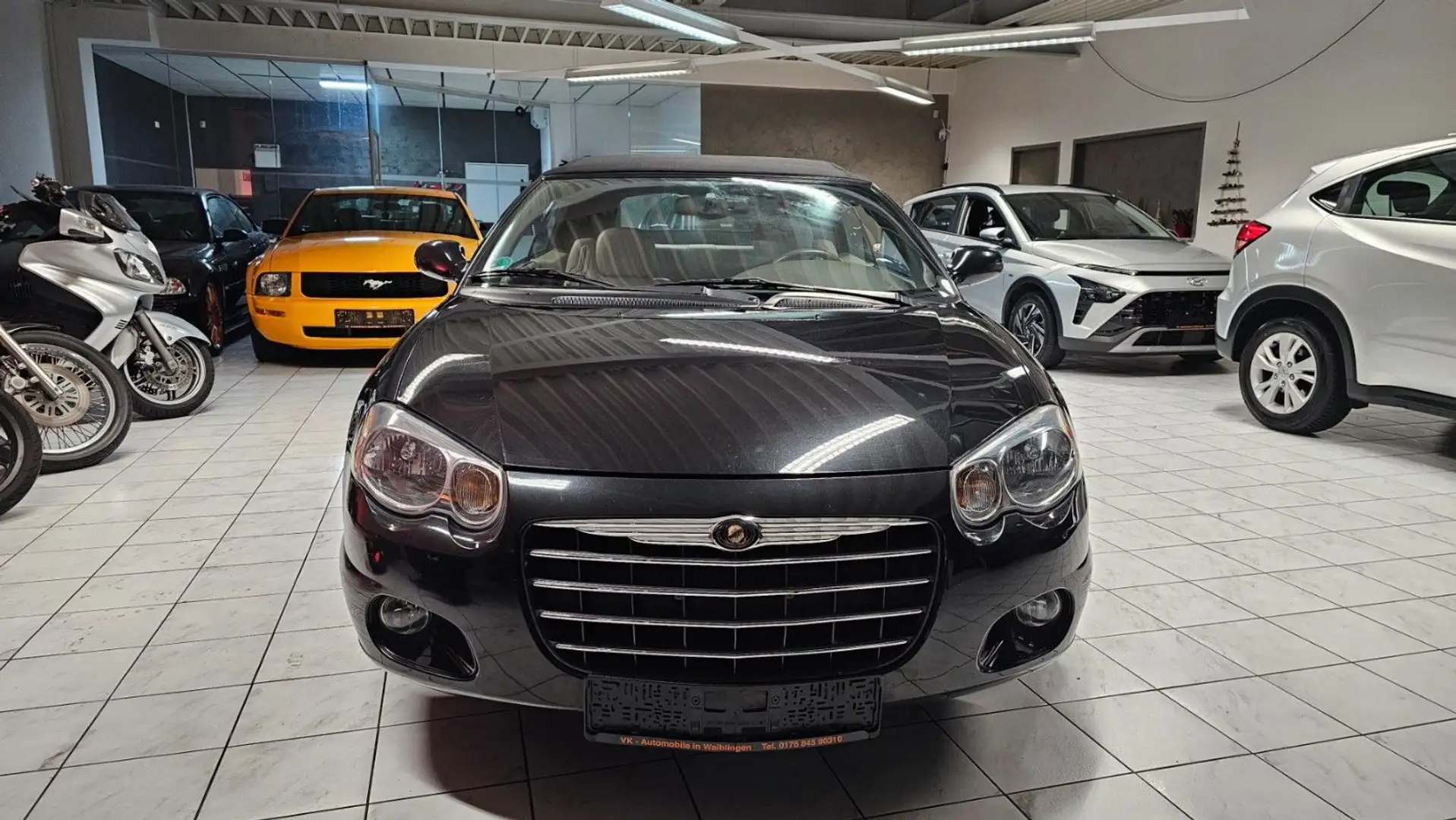 Chrysler Sebring Cabrio 2.7 LX/Automatik Schwarz - 2