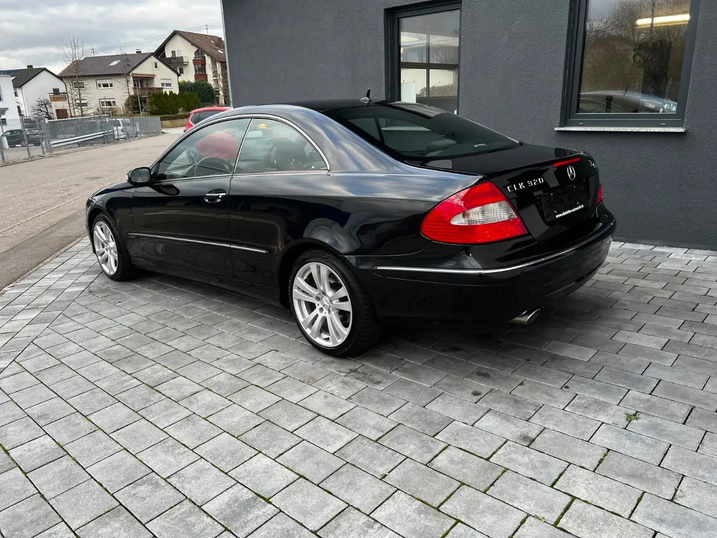 Mercedes-Benz CLK 320 CDI Coupe Avantgarde/Automatik/Navi Noir - 2