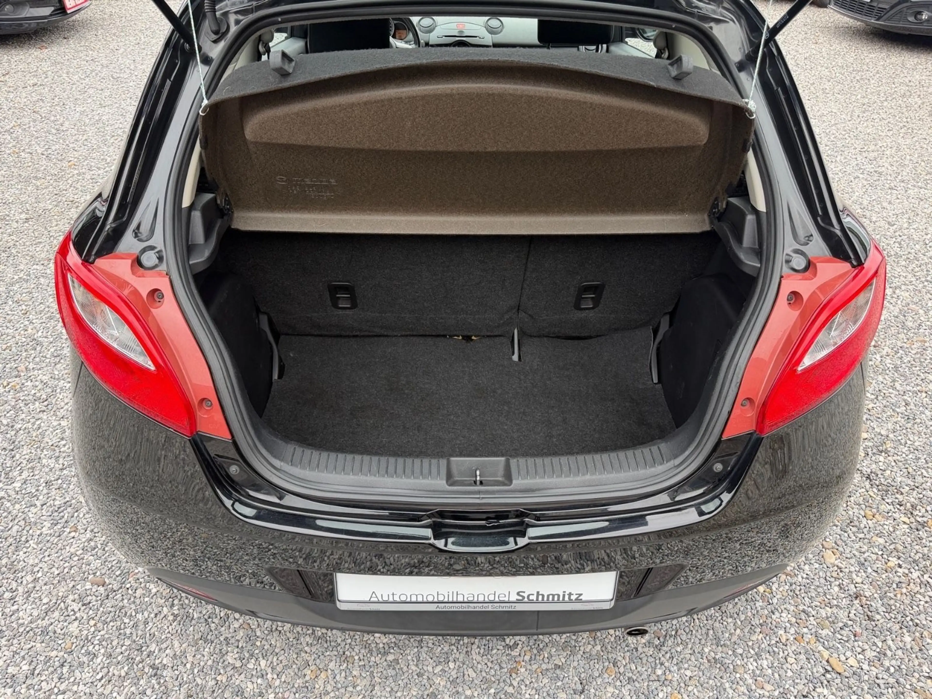 Mazda 2 1.5 Sport-Line 1.Hand Shz. TÜV/INSP. NEU — photo 9