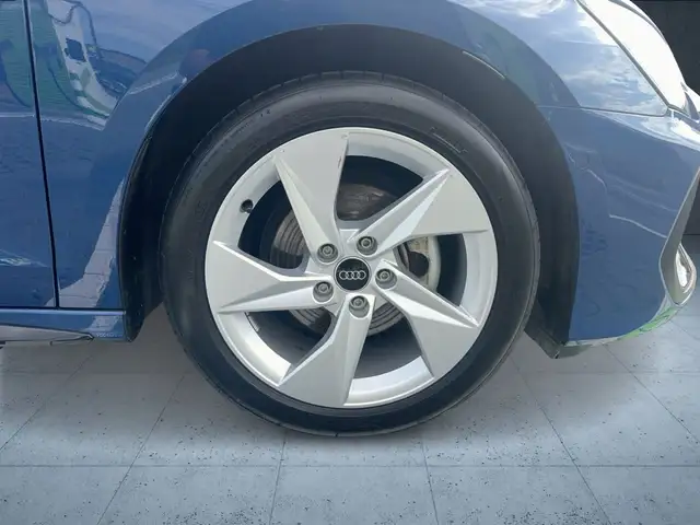 Audi A3 view 8