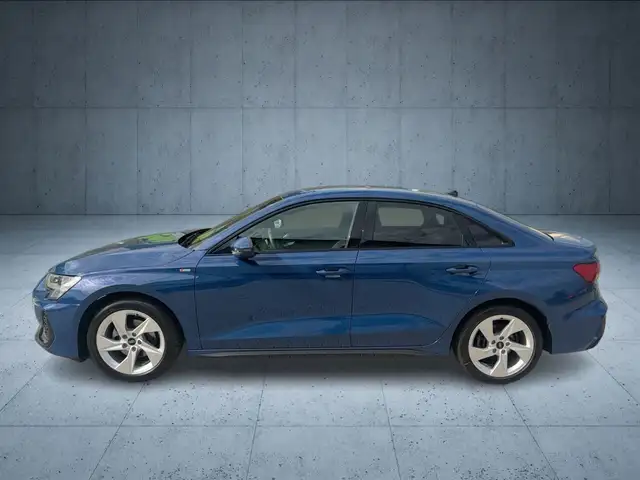 Audi A3 view 3