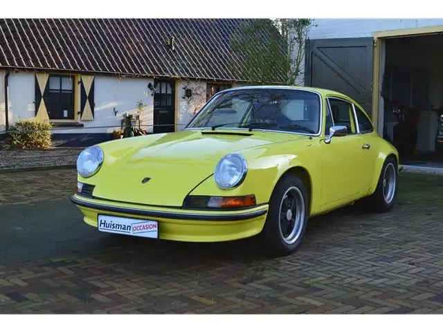 Porsche 911 E coupe 2.4