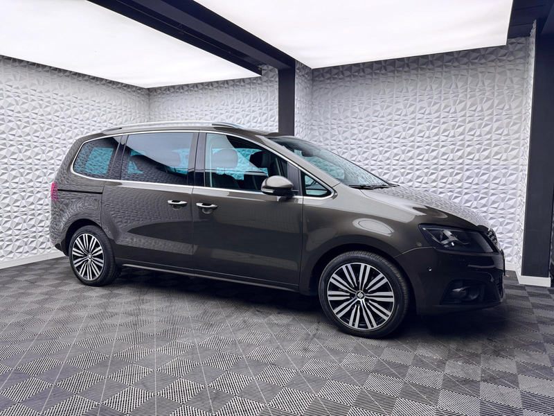 SEAT Alhambra 1.4 TSI XCELLENCE/7-SITZE/2xELEK-ST/ACC/KEYL/AHK — photo 4