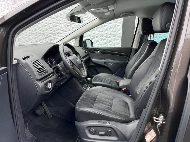 SEAT Alhambra 1.4 TSI XCELLENCE/7-SITZE/2xELEK-ST/ACC/KEYL/AHK — photo 8