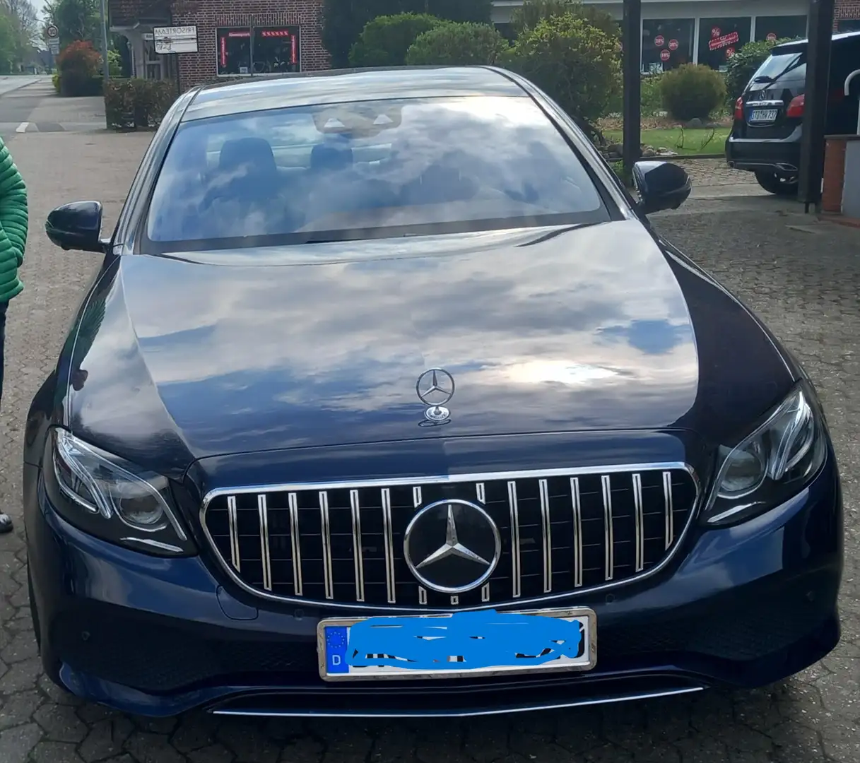 Mercedes-Benz E 350 E-Klasse Plugin Hybrid 350e 9G-TRONIC Exclusive Blau - 1