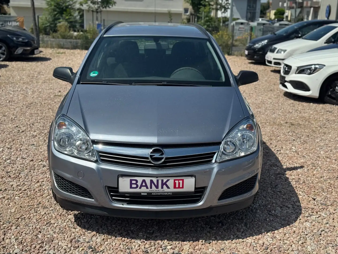 Opel Astra H Selection "110 Jahre**TÜV NEU**AHK** Silber - 2