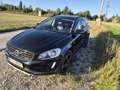 Volvo XC60 D3 Kinetic Schwarz - thumbnail 2