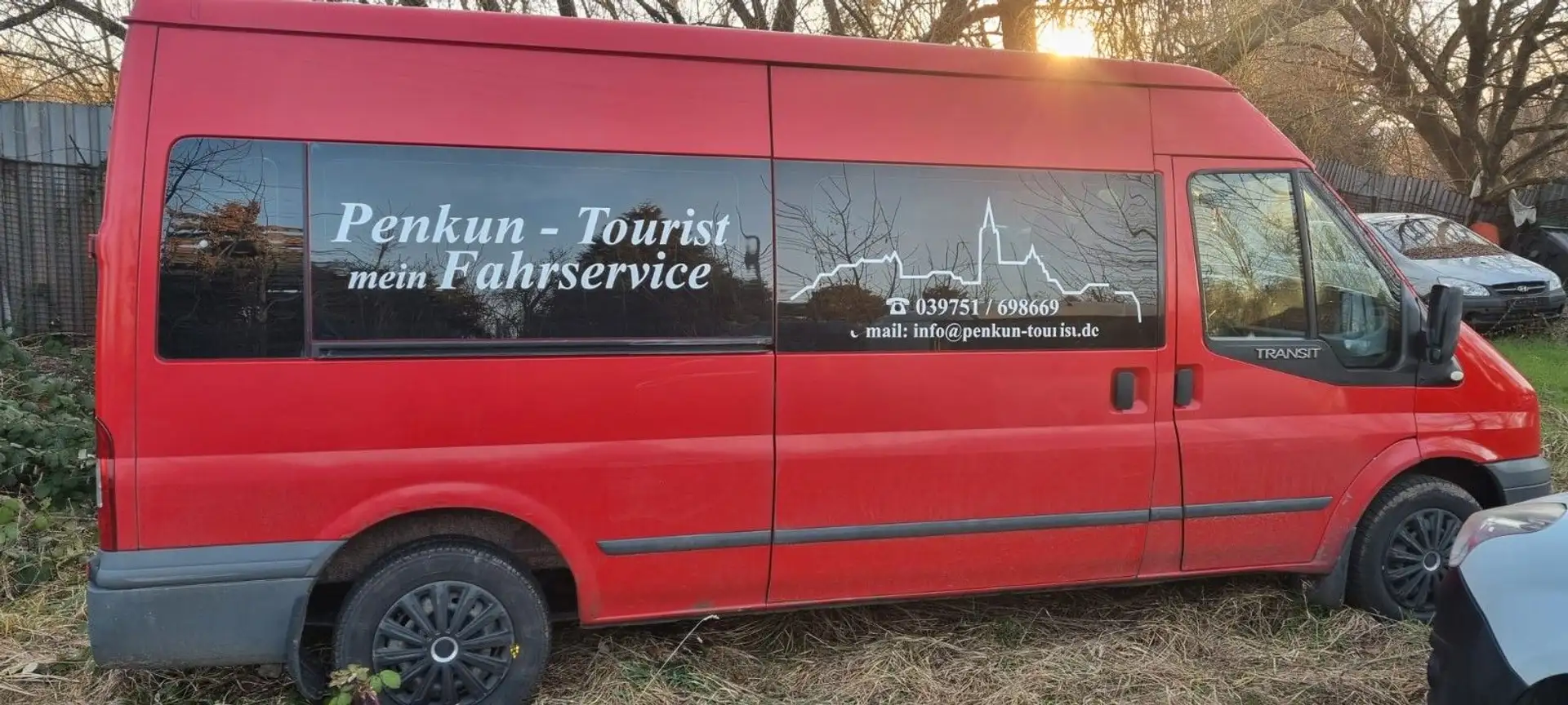 Ford Transit Kombi FT 300 L Trend /Behindertentransp. Červená - 2