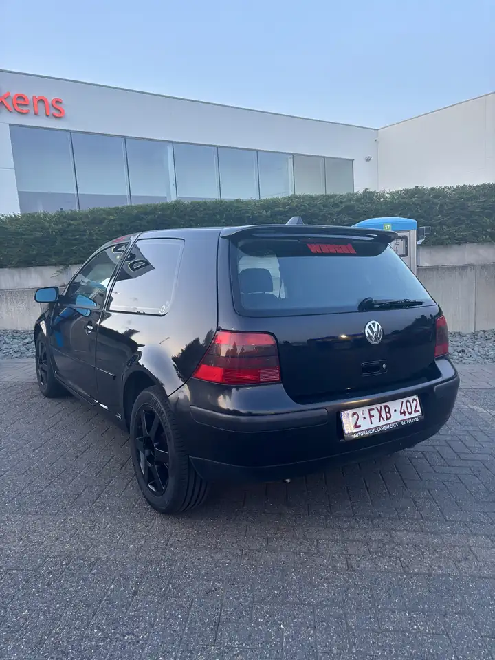Volkswagen Golf 1.6 Automatik Edition, foto 4