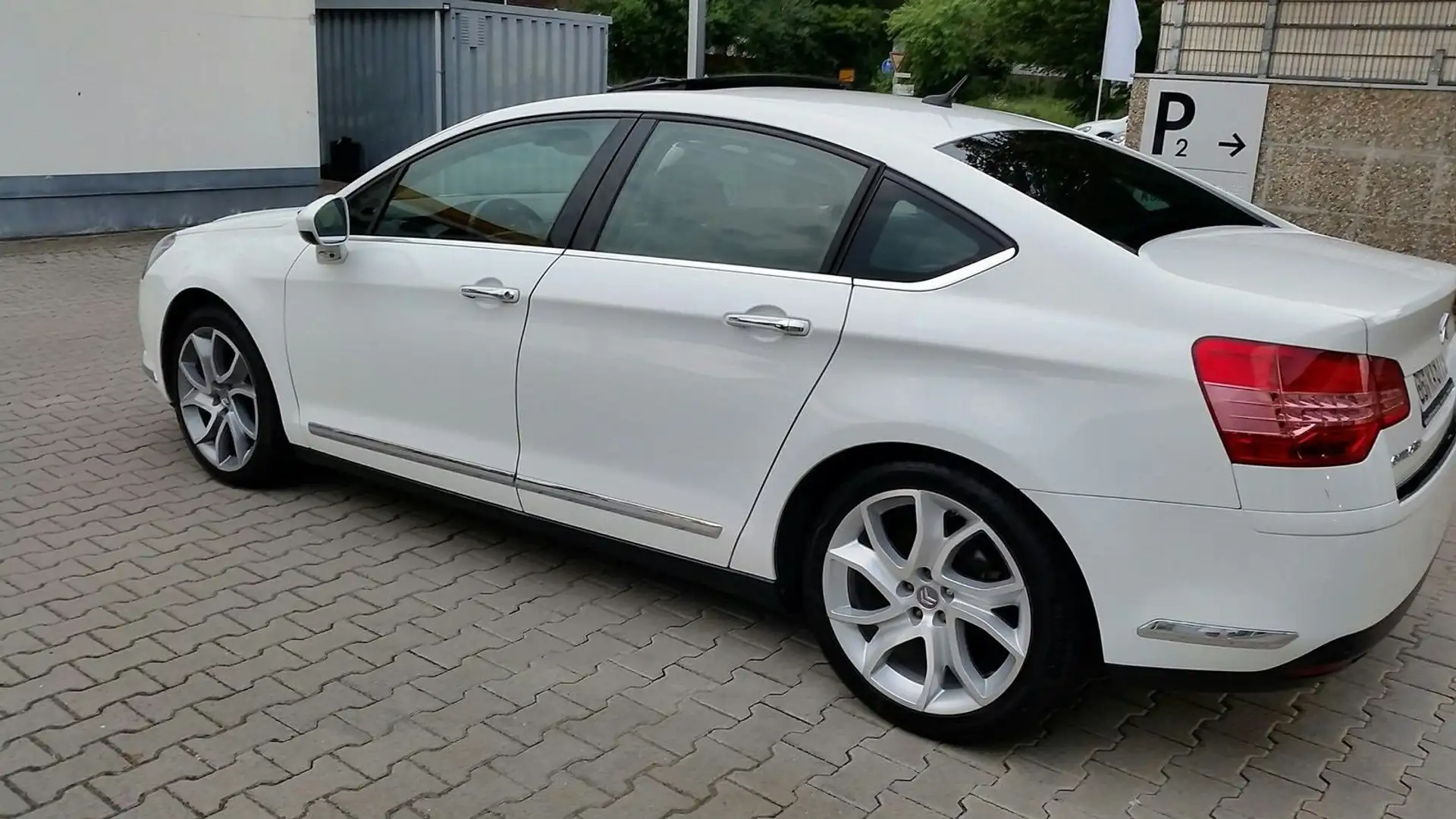 Citroen C5 HDi 170 Biturbo Automatik Exclusive Weiß - 2