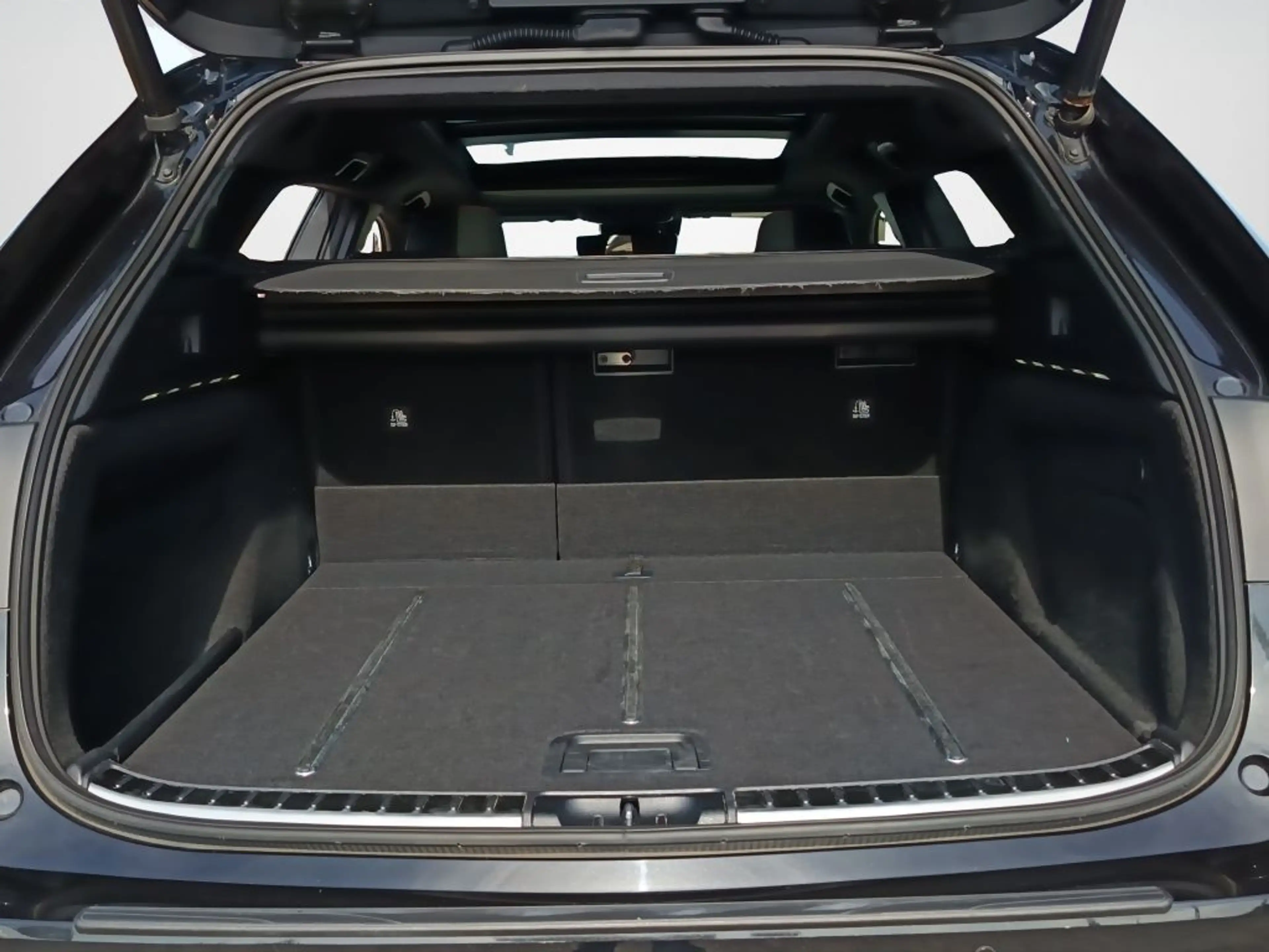Toyota Corolla 2.0 Hybrid TS GR Sport Black Edition Skyview-Panor — photo 14