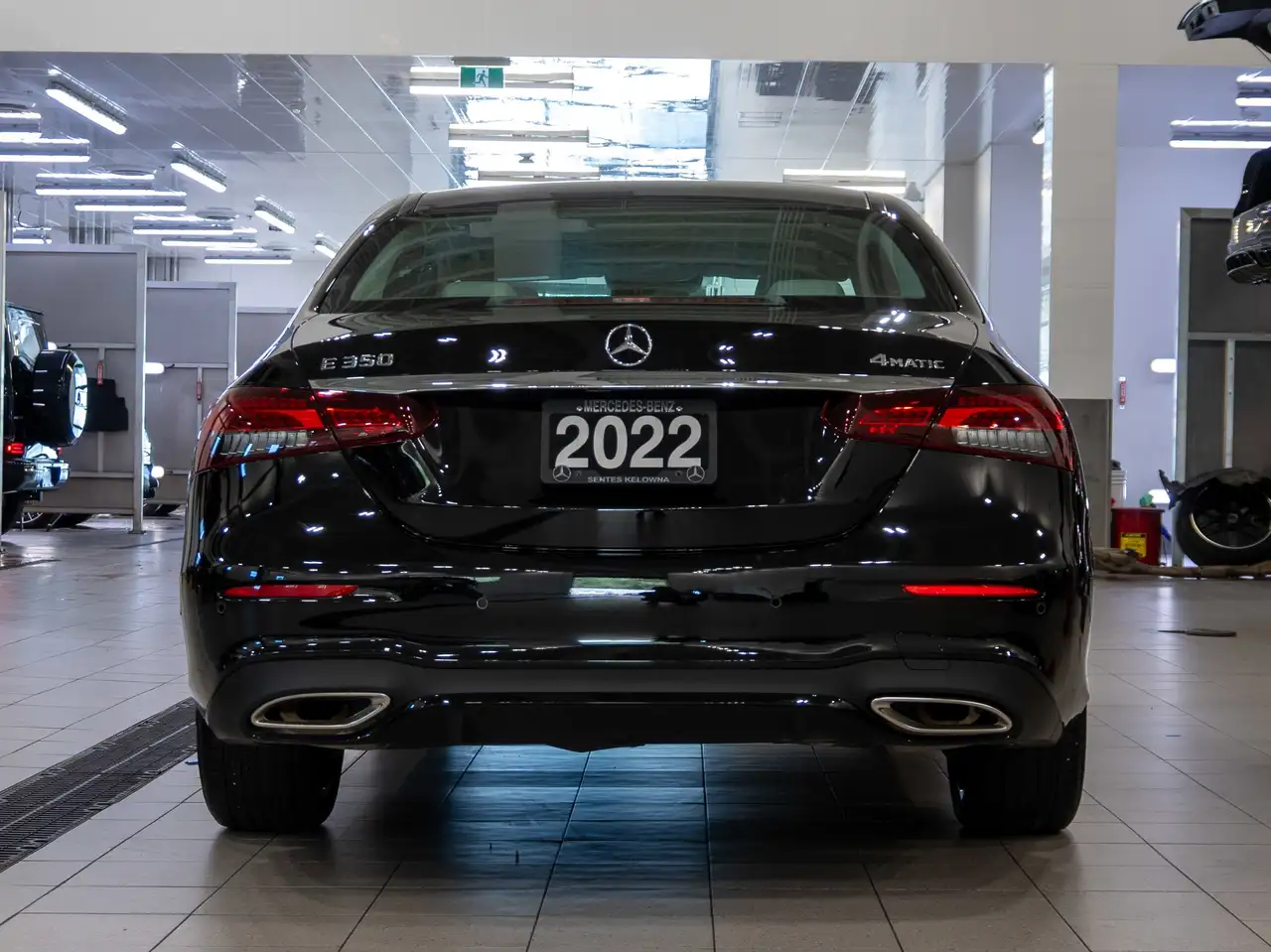 Mercedes-Benz E-Class photo Mercedes-Benz E-Class