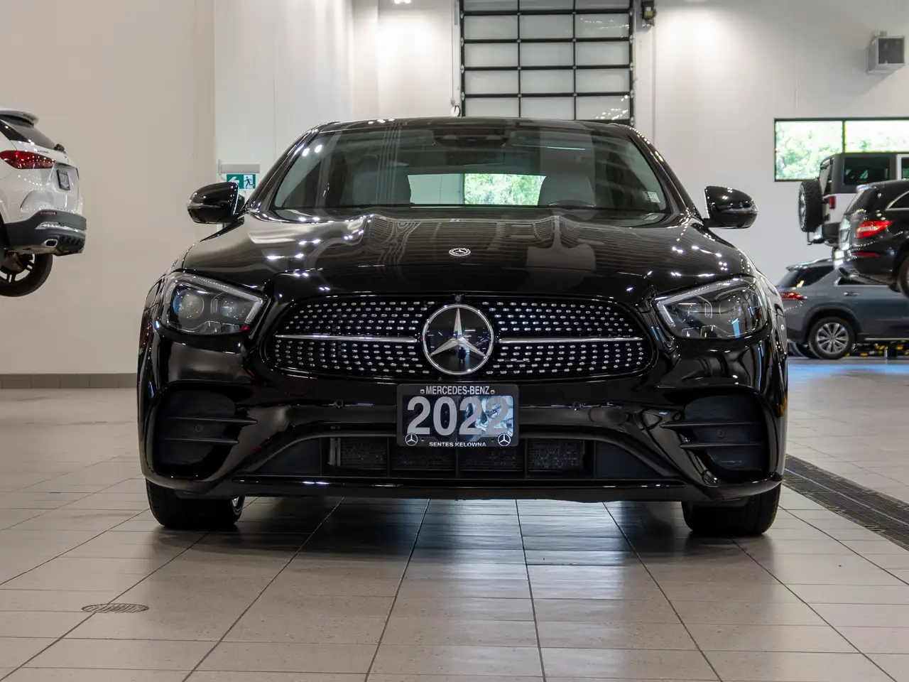 Mercedes-Benz E-Class photo Mercedes-Benz E-Class