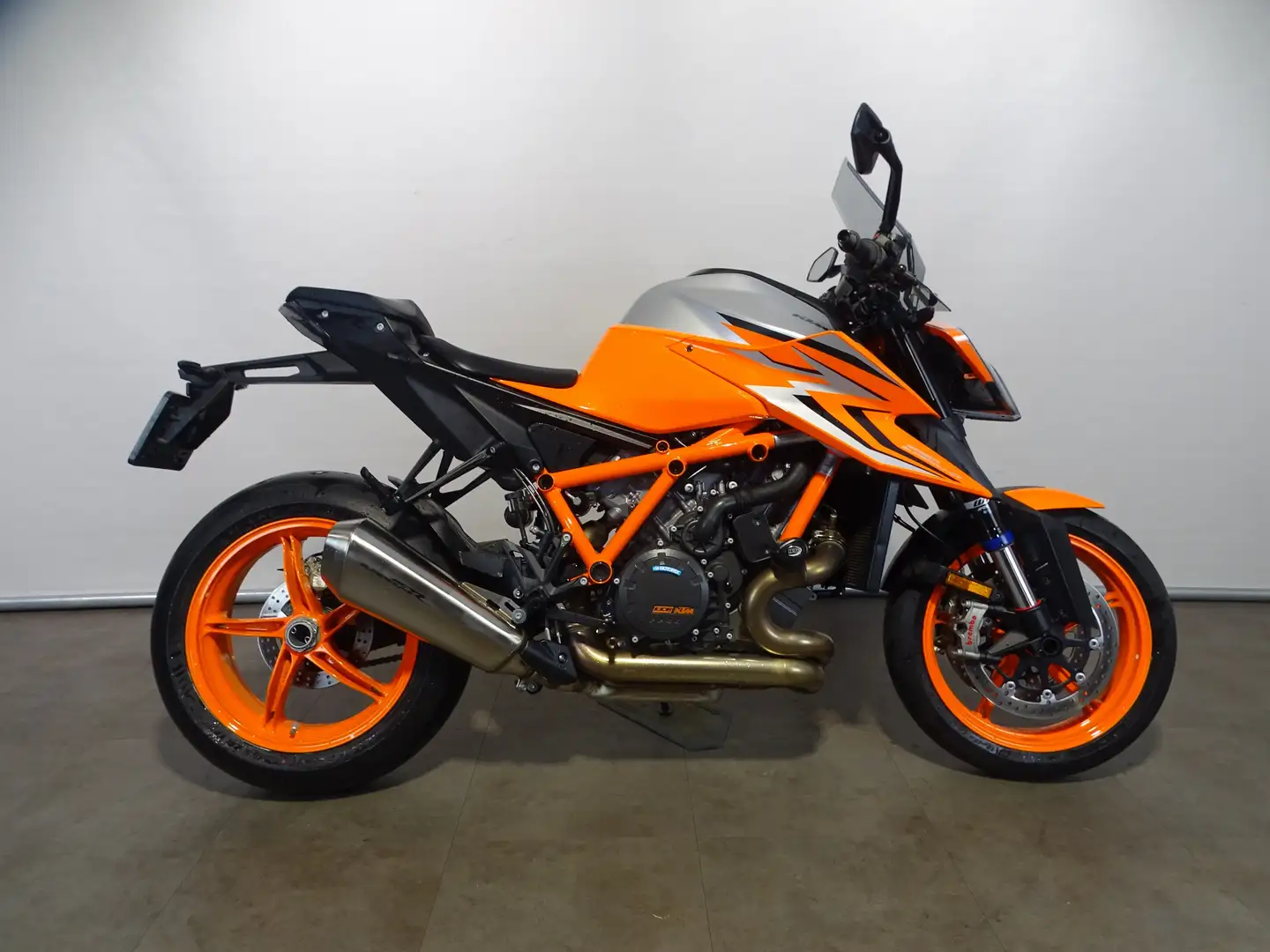 KTM 1290 Super Duke R SUPERDUKE EVO Orange - 1