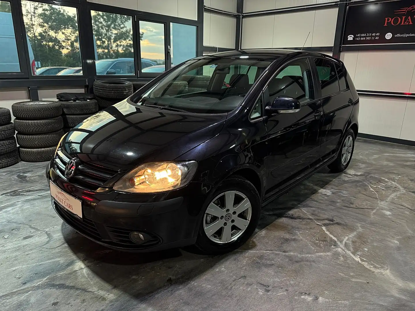 Volkswagen Golf Plus Comfortline 1,9 TDI *2Besitz* *Sitzheizung* Zwart - 1