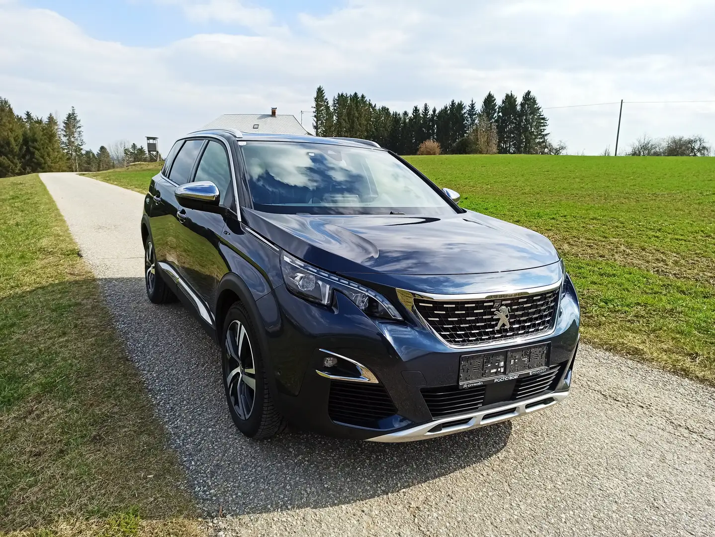 Peugeot 5008 5008 GT 2,0 BlueHDI 180 S 8 Gangautomatik Blau - 1