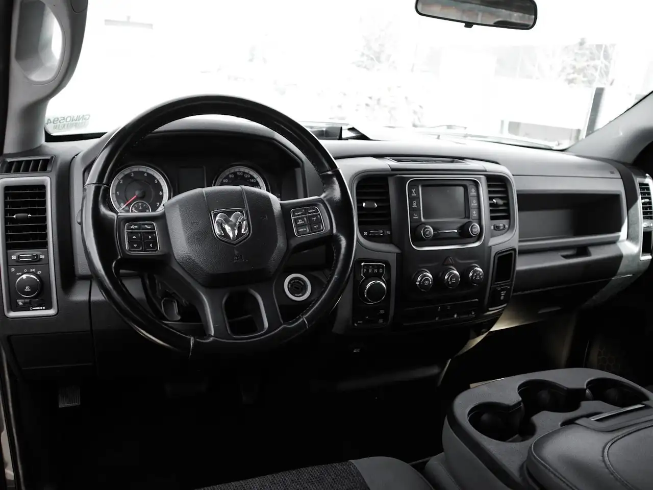 RAM 1500 снимка RAM 1500