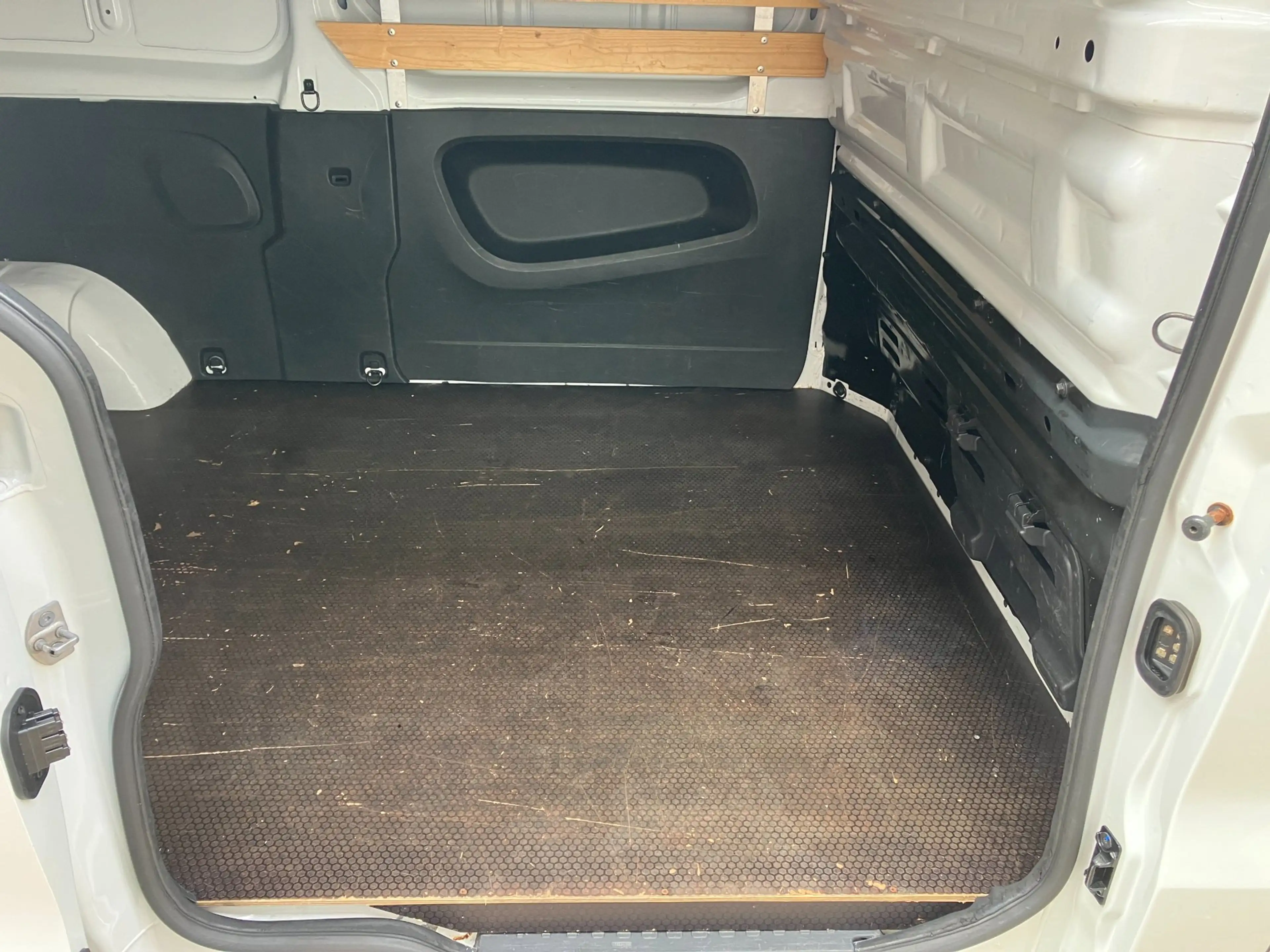 Fiat Talento 2.0 MultiJet L2H1 Basis — photo 10