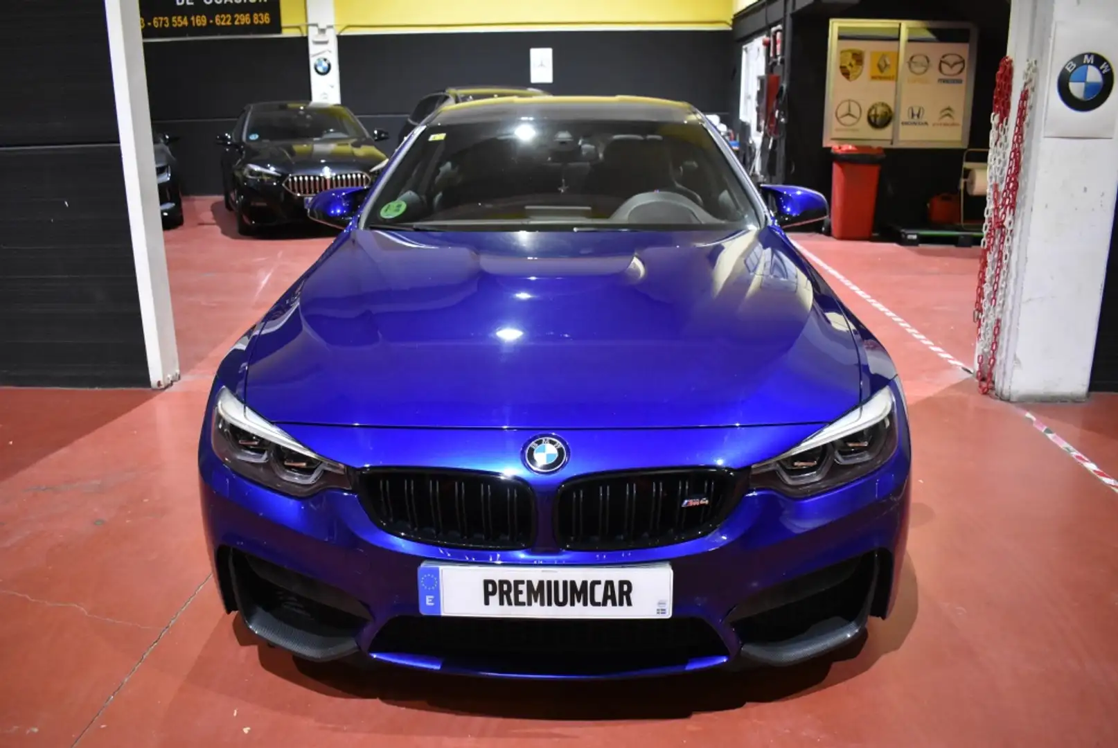 BMW M4 M4A Competition Blau - 2