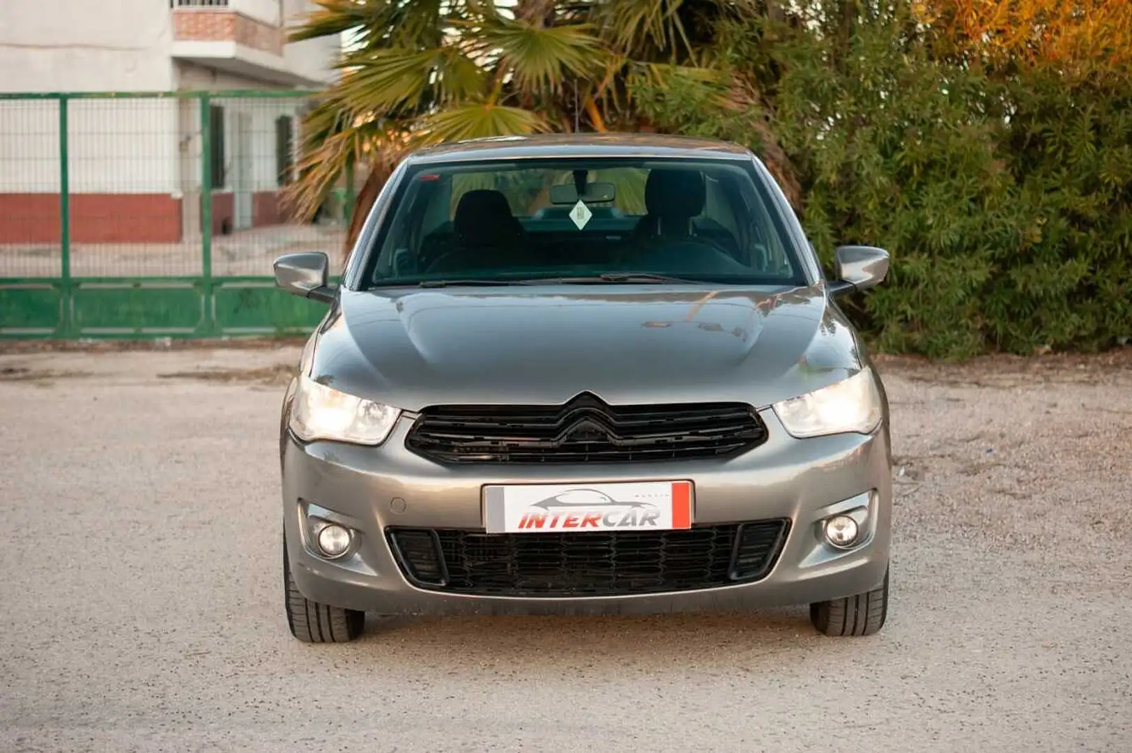 Citroen C-Elysée 1.6HDi Seduction 92 Grijs - 2