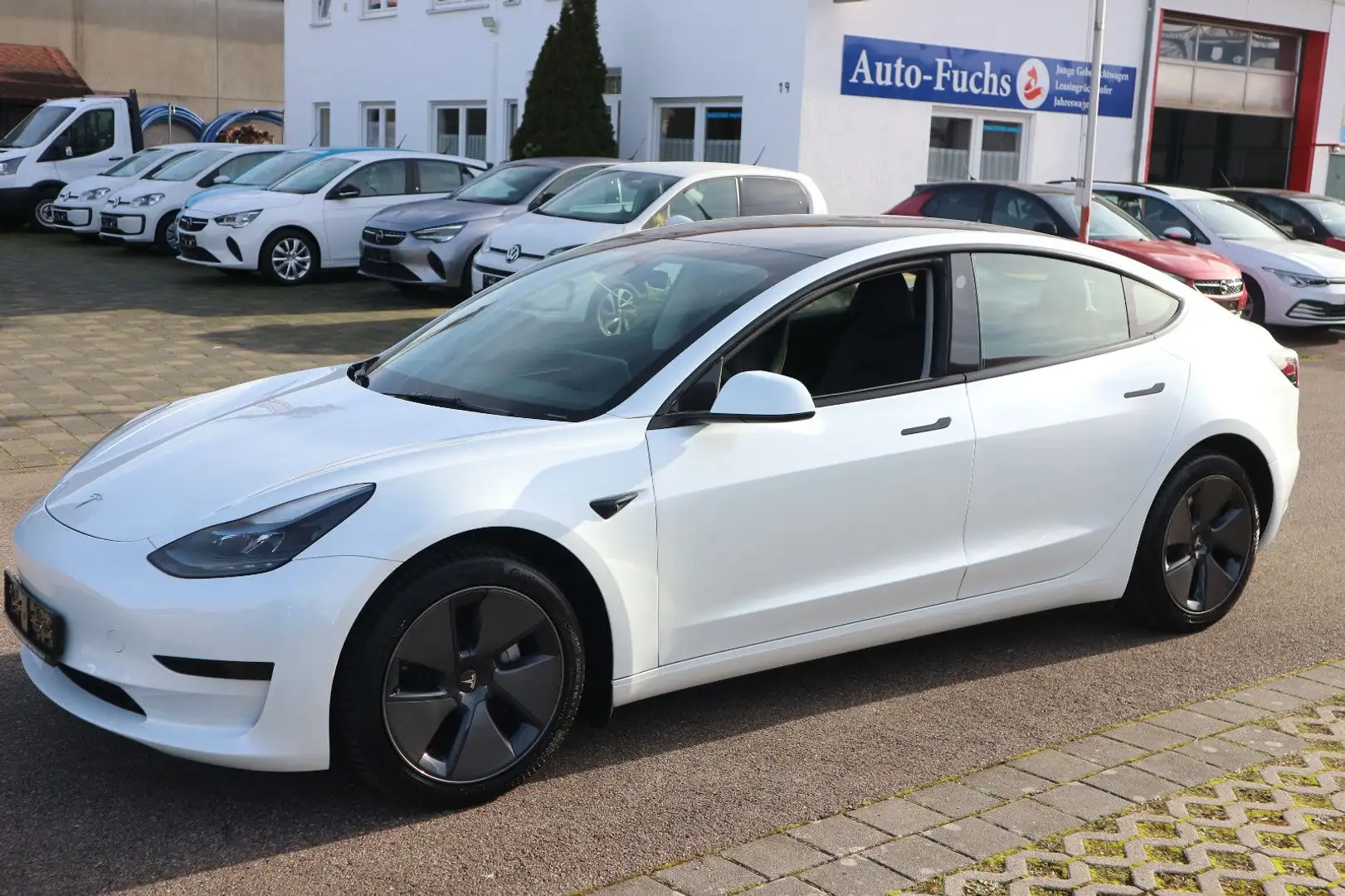Tesla Model 3 RWD Panoramadach 360°Kamera Leder Weiß - 1