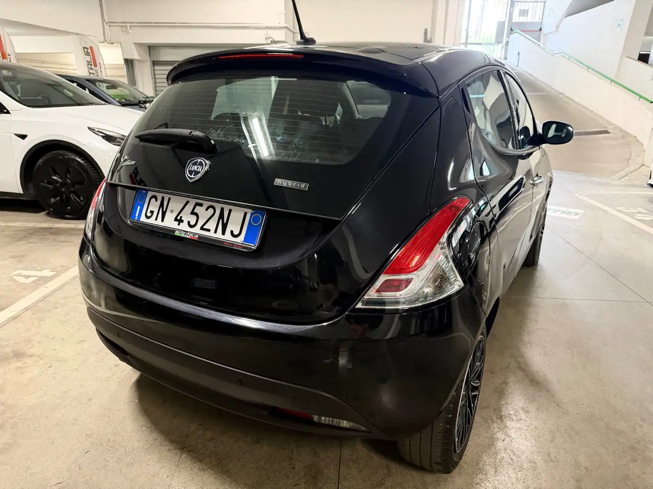 Lancia Ypsilon 2023 — фото 8