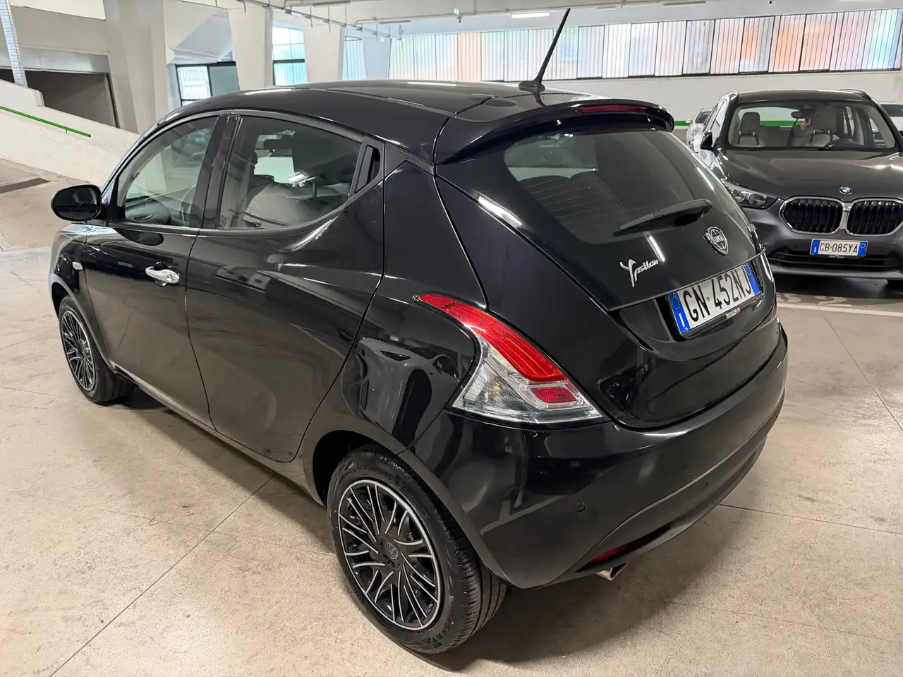 Lancia Ypsilon 2023 — фото 10
