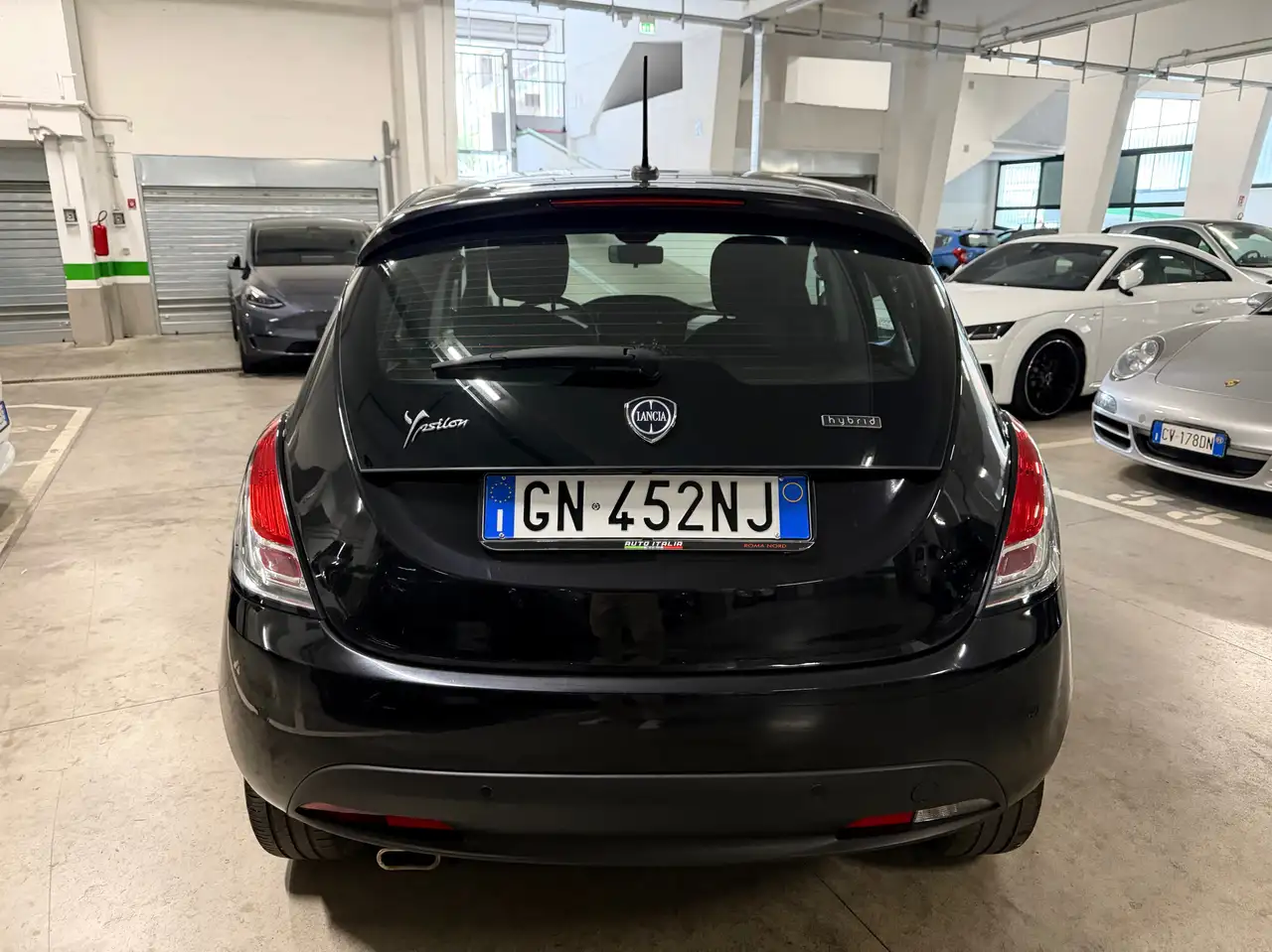 Lancia Ypsilon 2023 — фото 9