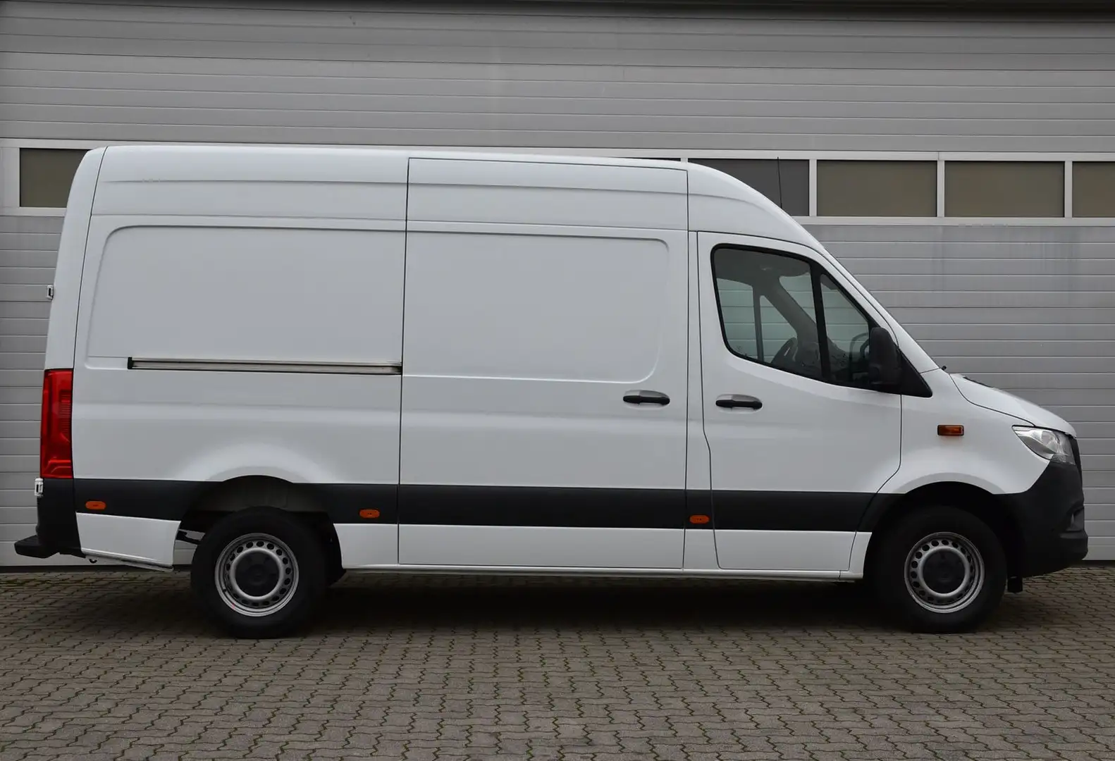 Mercedes-Benz Sprinter 317 CDI RWD L2 360° Kam/DAB/SHZ/Navi Weiß - 2
