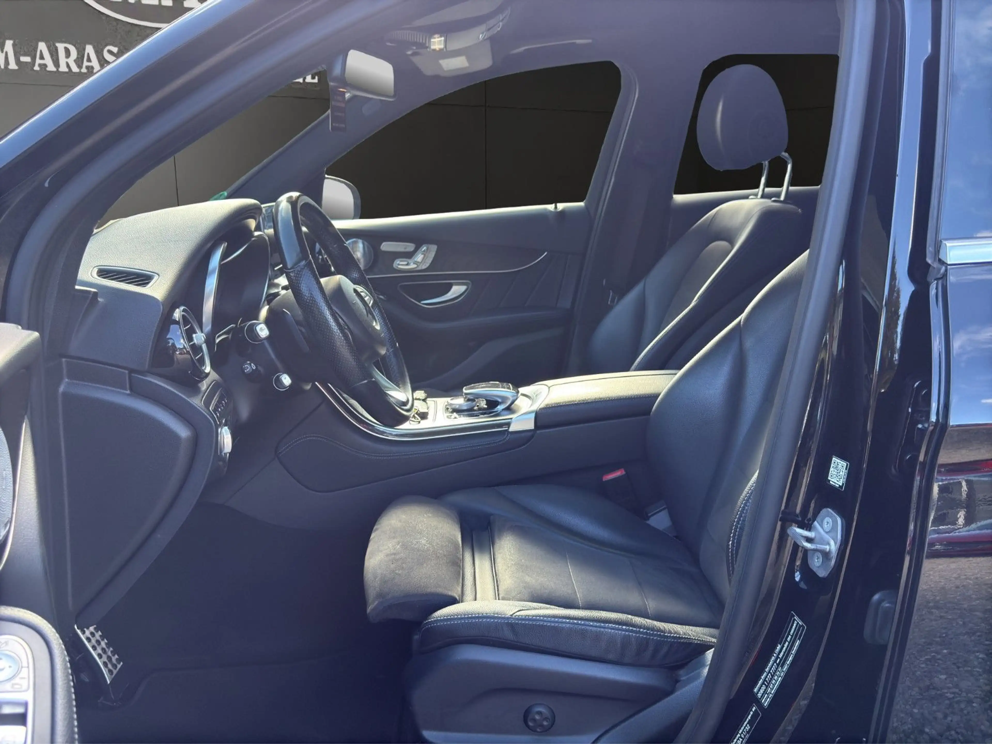 Mercedes-Benz GLC 350 d 4Matic AMG Pano Head-Up Burmester — photo 10