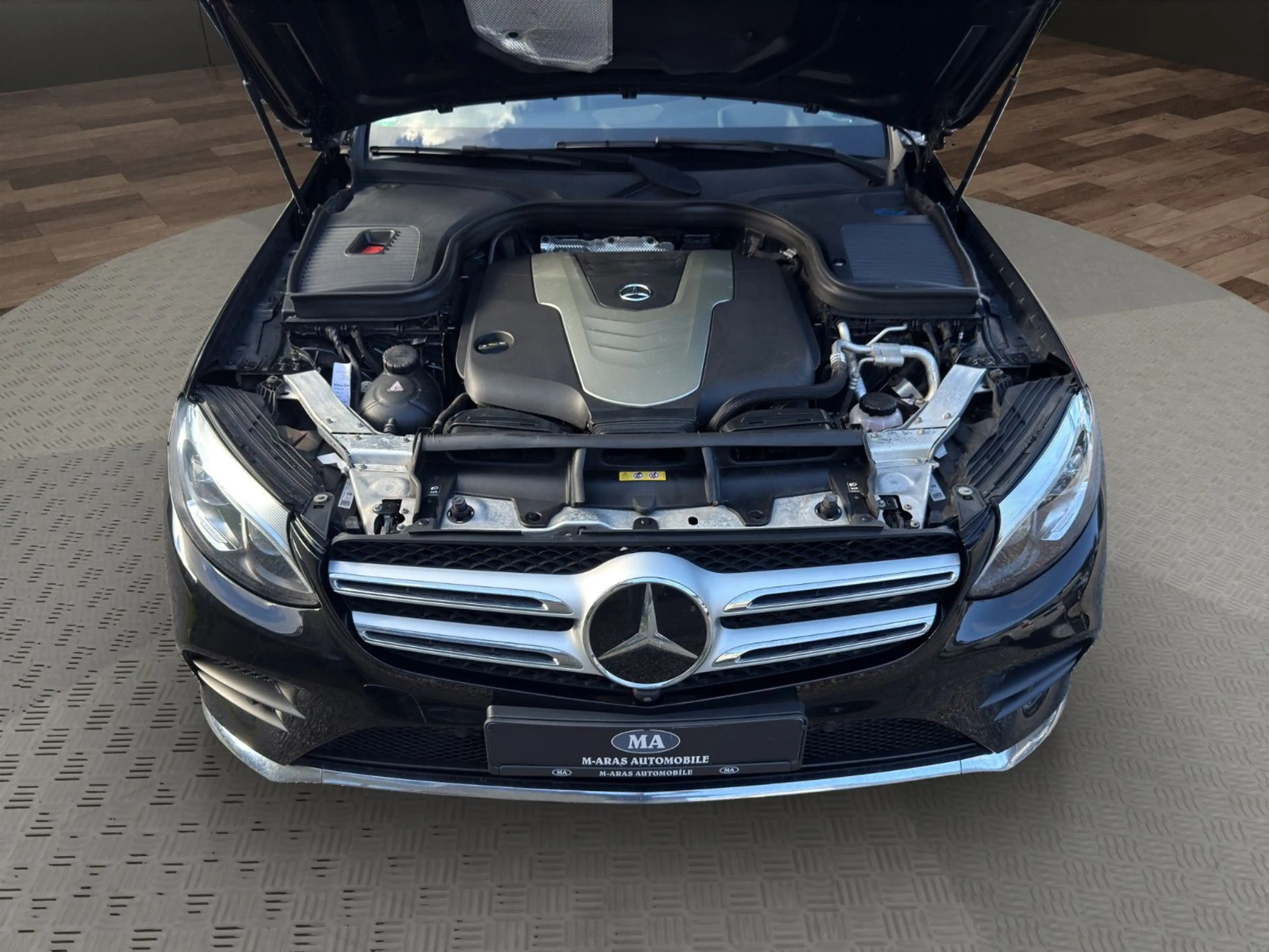 Mercedes-Benz GLC 350 d 4Matic AMG Pano Head-Up Burmester — photo 9