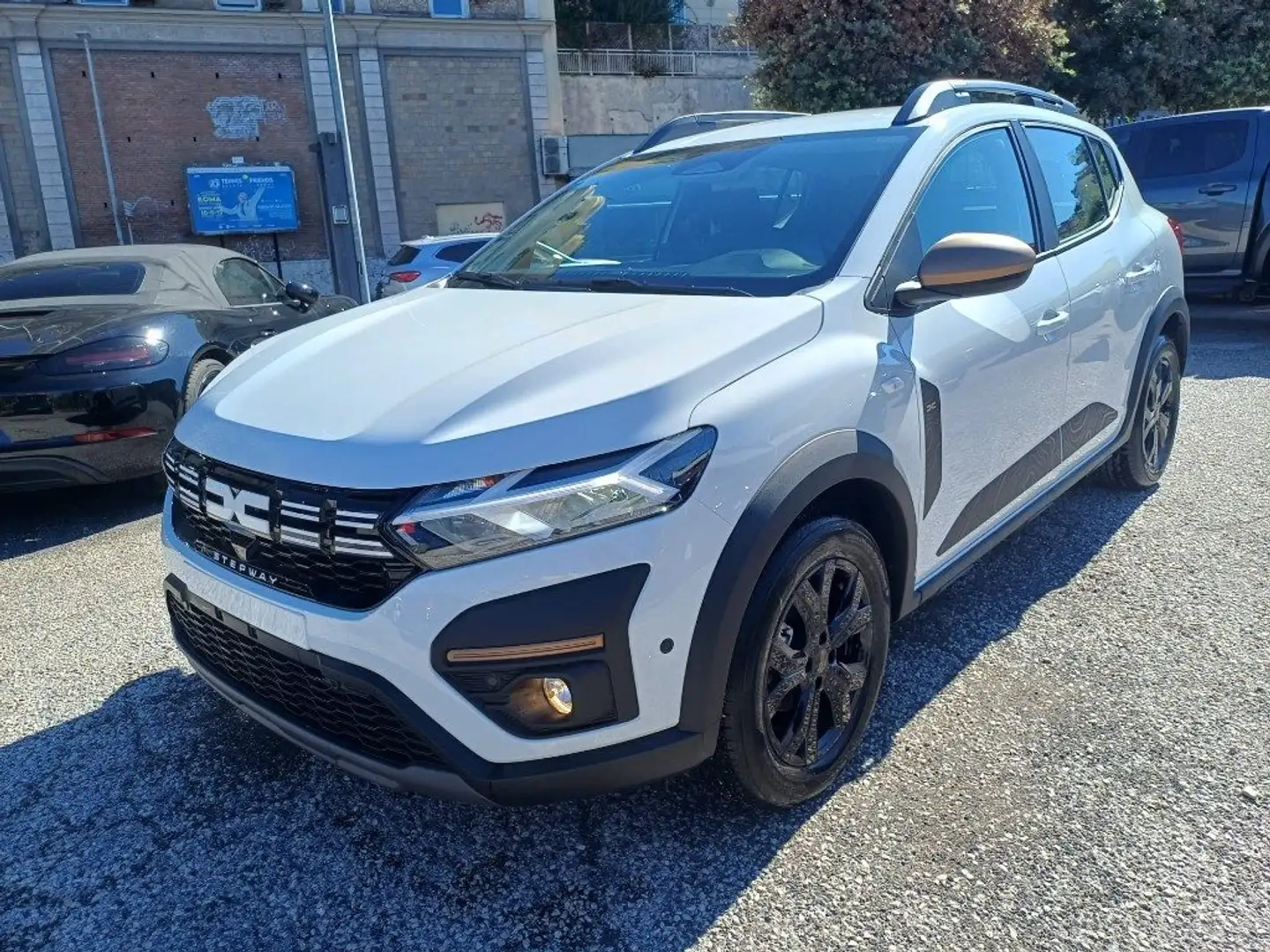Dacia Sandero STEPWAY 1.0 TCE EXTREME ECO-G 100CV CAM PACKSAFETY Bianco - 2