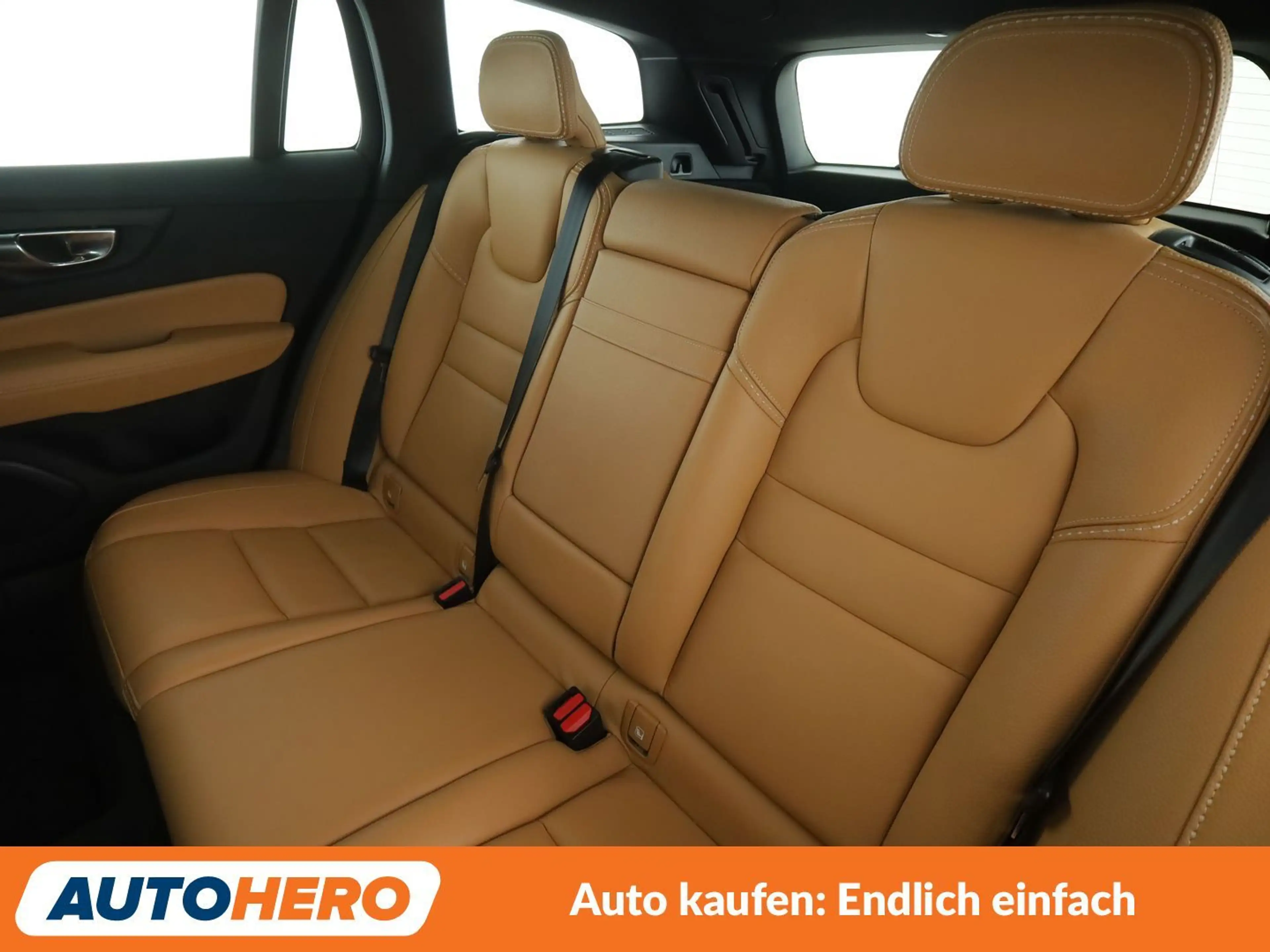 Volvo V60 Cross Country 2.0 D4 AWD Aut.*NAV*TEMP*360CAM*PDC*SHZ*AHK*ALU* — photo 14